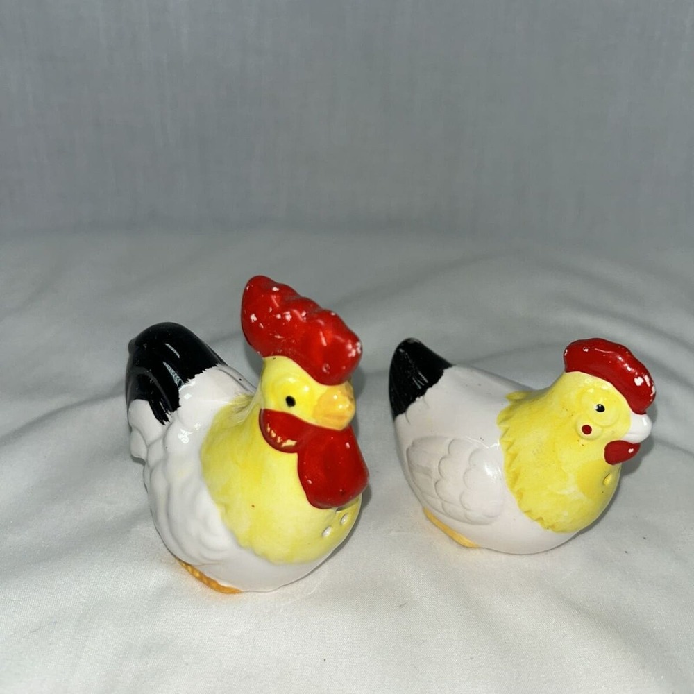 Vtg Mr & Mrs Chicken & Rooster Set Salt Pepper Shakers Japan Grannycore 60’s